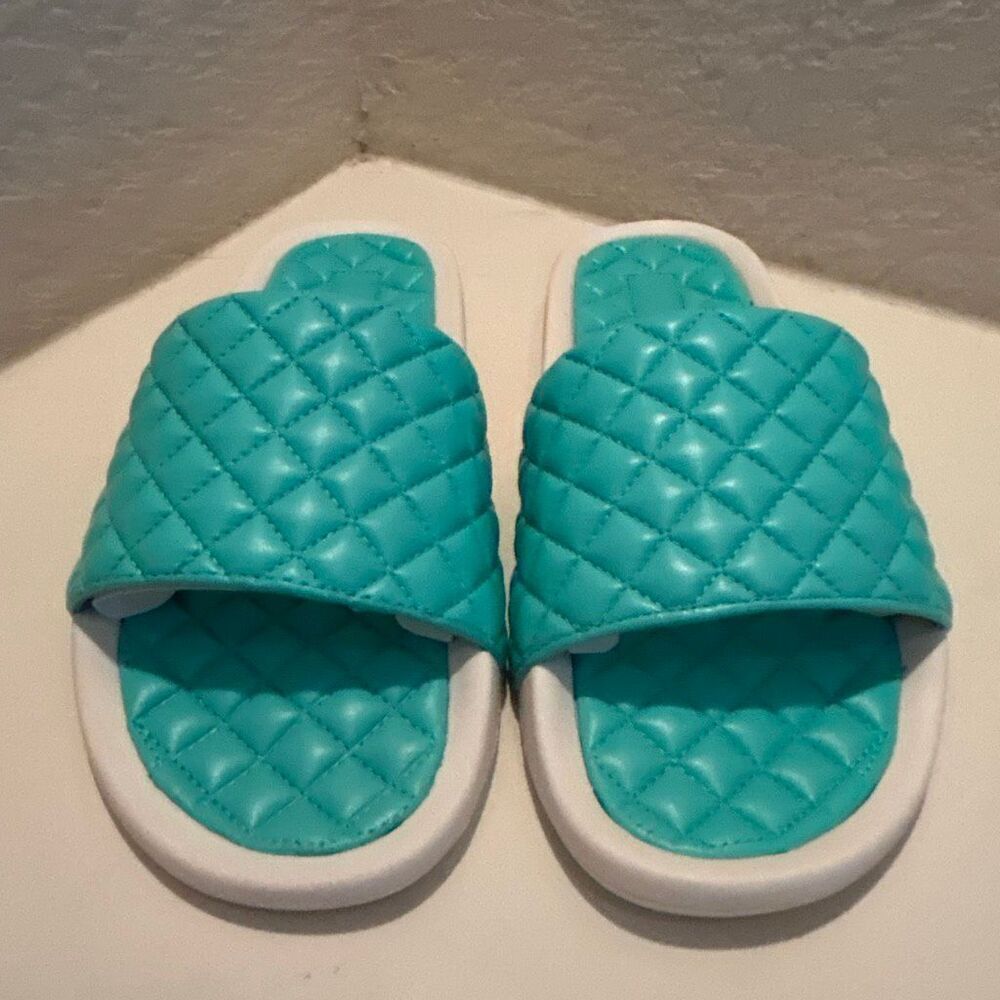 APL Womens Size 10 Lusso Slide Sandals Mint White Pool Beach Vacation Resortwear